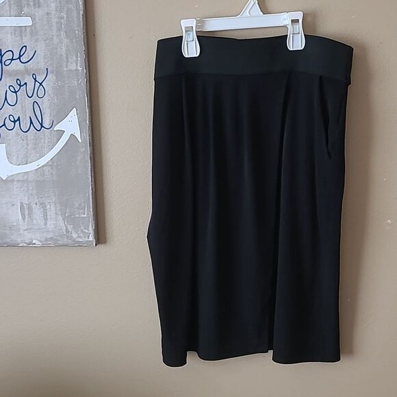 Worthington Black medium Pencil Skirt Stretch Band Waist zip back Womens - Picture 13 of 16